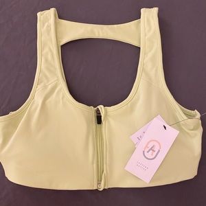 JUSTFAB sports bra NWT